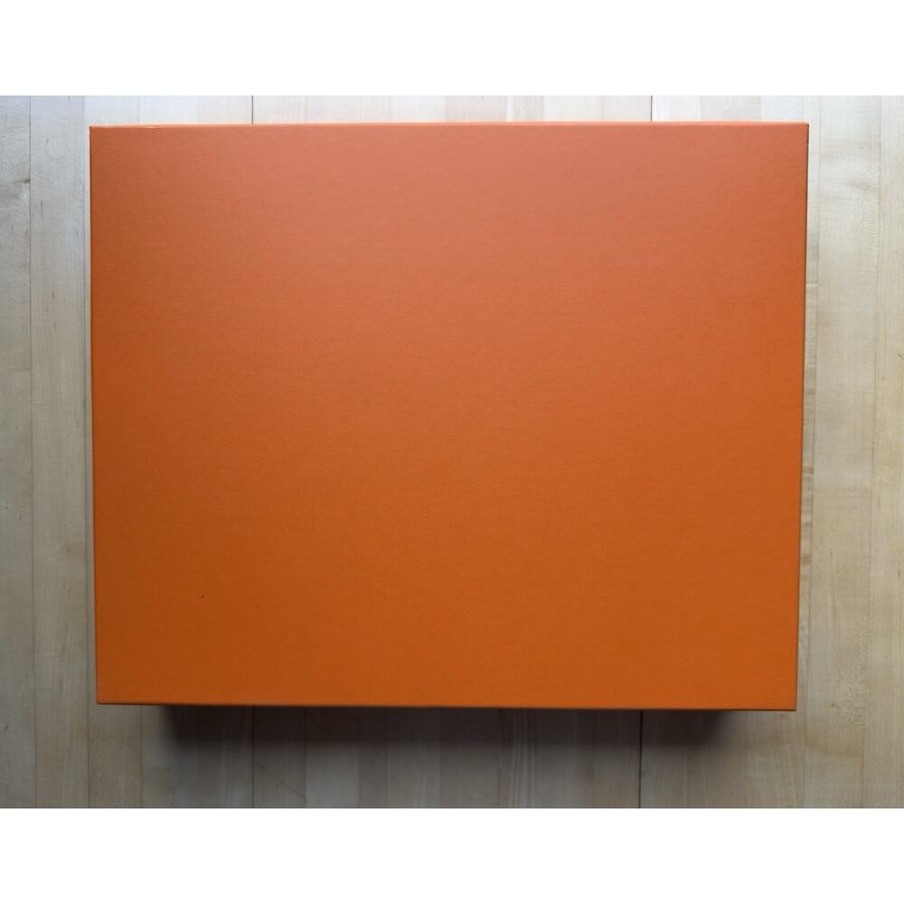 Authentic Hermes Paris Large Orange Gift Box 18" x 15" x 4" with Ribbon & Tissue - Picture 2 of 10